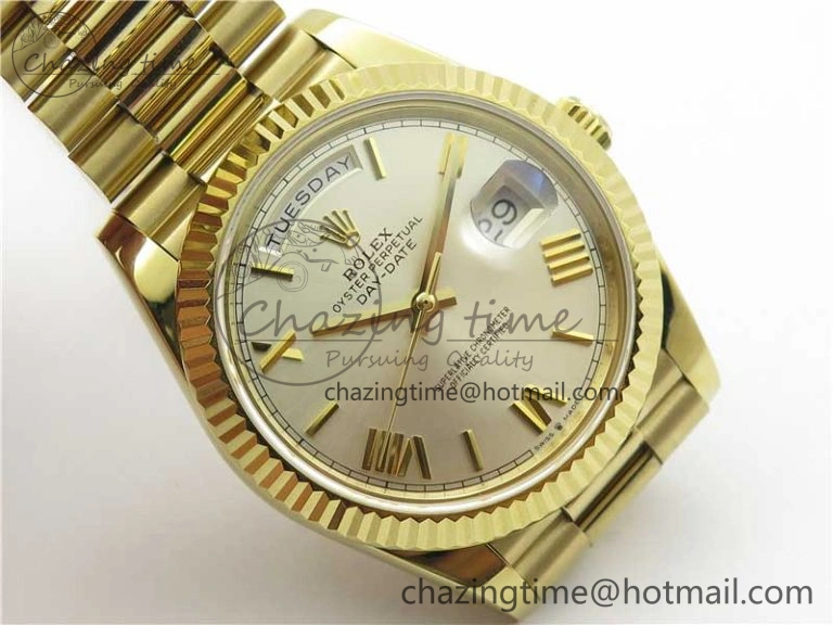SmoothTexture Day-Date 40mm 228239 BP New Dial Version 904 YG Silver Roman Markers Dial on SS President Bracelet A 2806