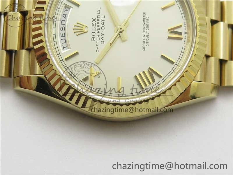SmoothTexture Day-Date 40mm 228239 BP New Dial Version 904 YG Silver Roman Markers Dial on SS President Bracelet A 2806