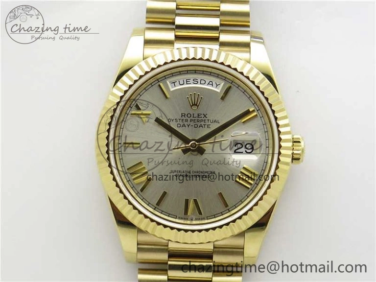 SmoothTexture Day-Date 40mm 228239 BP New Dial Version 904 YG Silver Roman Markers Dial on SS President Bracelet A 2806