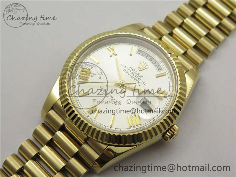 SmoothTexture Day-Date 40mm 228239 BP New Dial Version 904 YG Silver Roman Markers Dial on SS President Bracelet A 2806