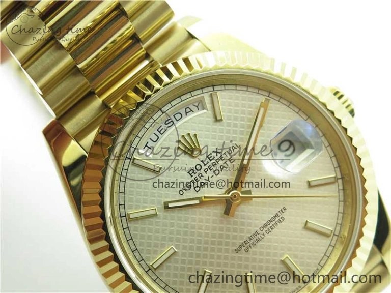 Stretchable Day-Date 40mm 228239 BP New Dial Version 904 YG Silver Textured Dial on YG President Bracelet A 2811