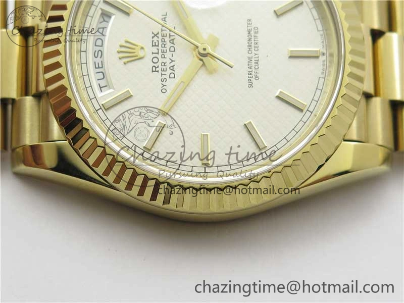 Stretchable Day-Date 40mm 228239 BP New Dial Version 904 YG Silver Textured Dial on YG President Bracelet A 2811
