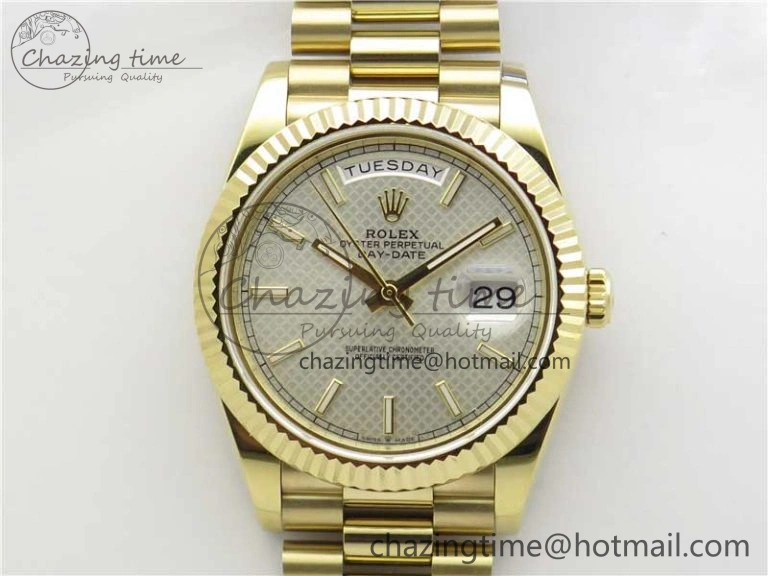 Stretchable Day-Date 40mm 228239 BP New Dial Version 904 YG Silver Textured Dial on YG President Bracelet A 2811