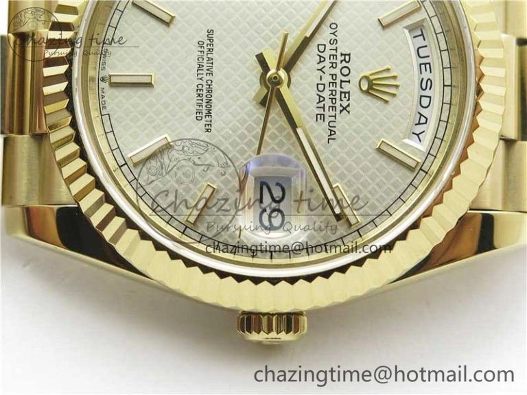 Stretchable Day-Date 40mm 228239 BP New Dial Version 904 YG Silver Textured Dial on YG President Bracelet A 2811