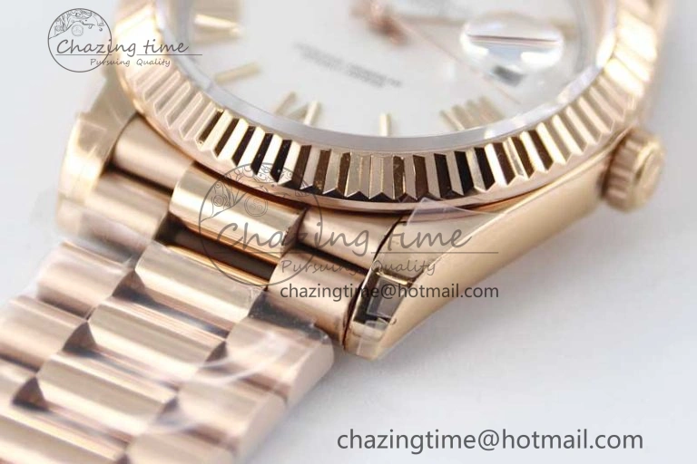 Day Date 40mm RG 904L Steel TWF 1:1 Best Edition White Roman Dial on RG Bracelet A Sophisticated 2371