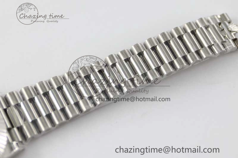Day Date 40mm SS 904L Steel TWF 1:1 Best Edition Blue Roman Dial on SS Bracelet A FashionForward 2356