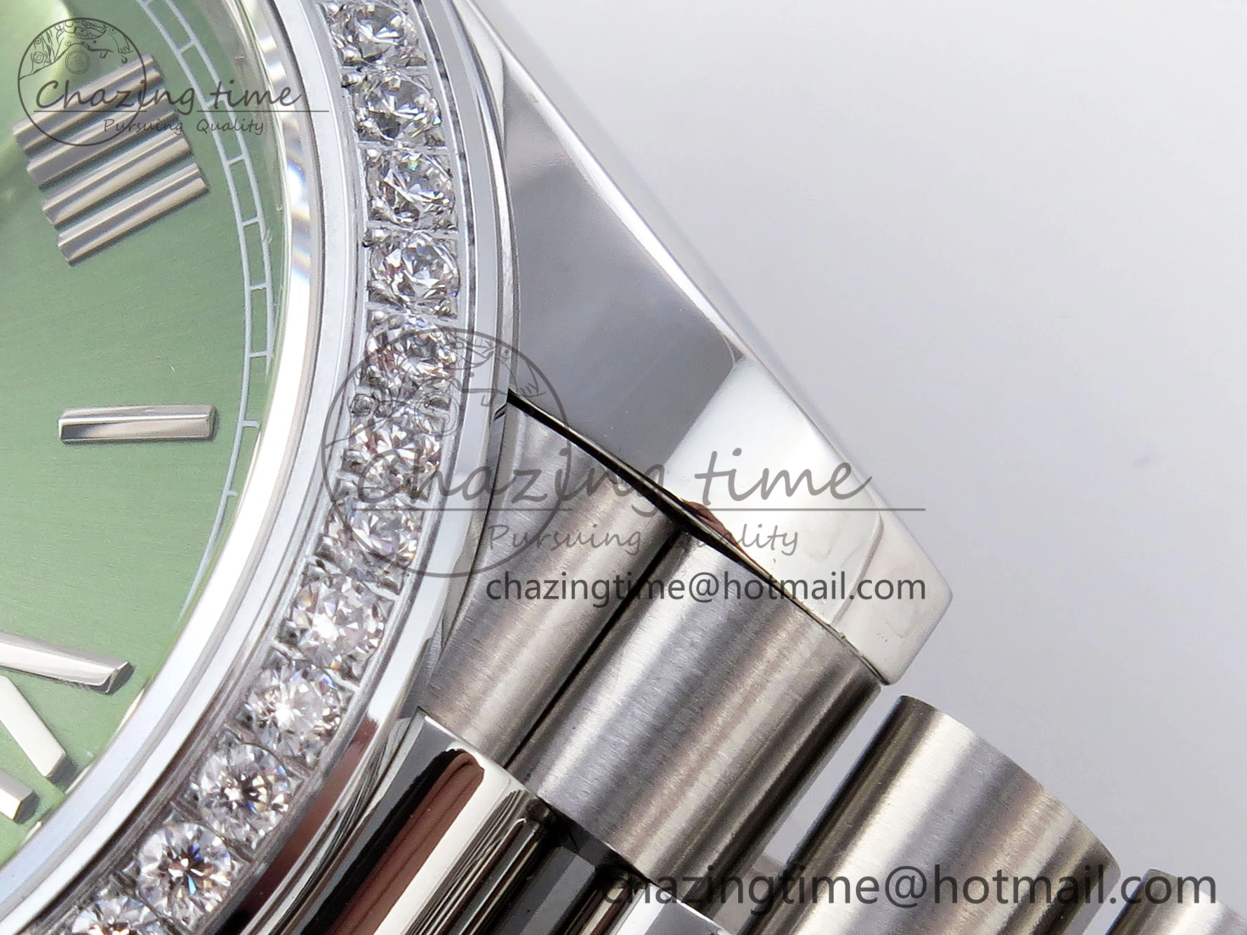 Unisex DayDate 40 SS GSF Gain Weight Green Roman Dial Diamonds Bezel on President Bracelet A 1922
