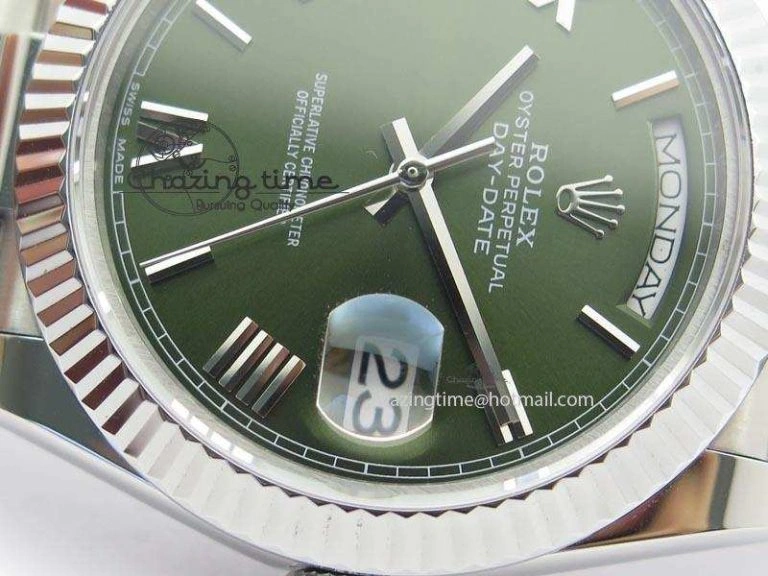 DayDate 40mm BP-Maker 228206 SS Green Roman Dial (Fluted Bezel) On SS Bracelet ETA Stylish 3904