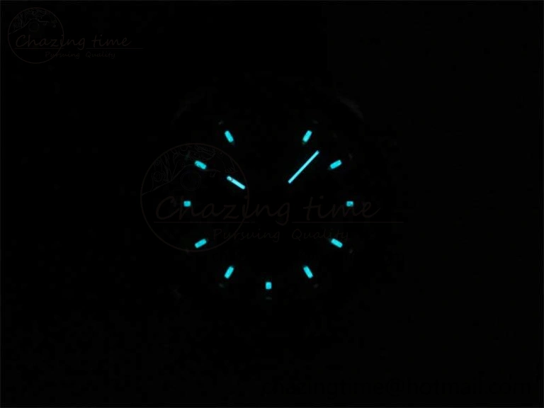 UrbanStyle Daytona 116518 KKF 1:1 Best Edition 904L Steel YG Black Dial on Rubber Strap A 2455