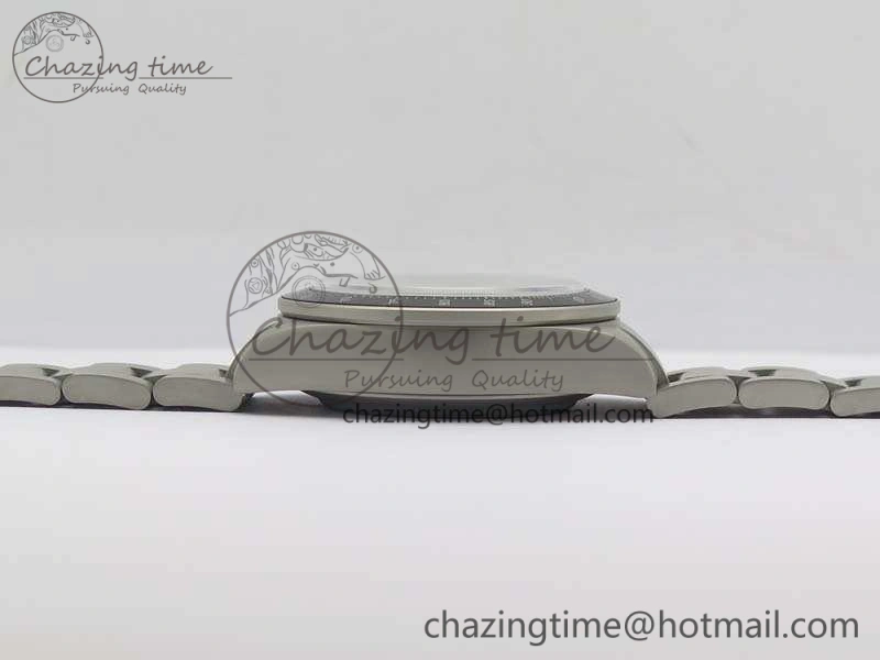 Daytona Newman Sandblasted SS White Black Dial On SS Bracelet A Minimalist 3522