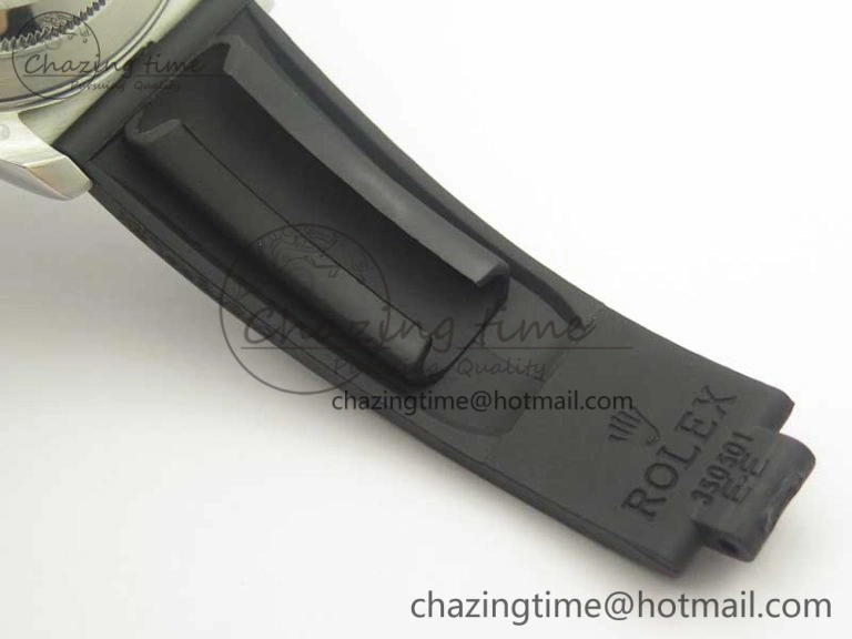 TravelReady Daytona SS BP Maker Black Dial On Rubber Strap A7750@ 3388