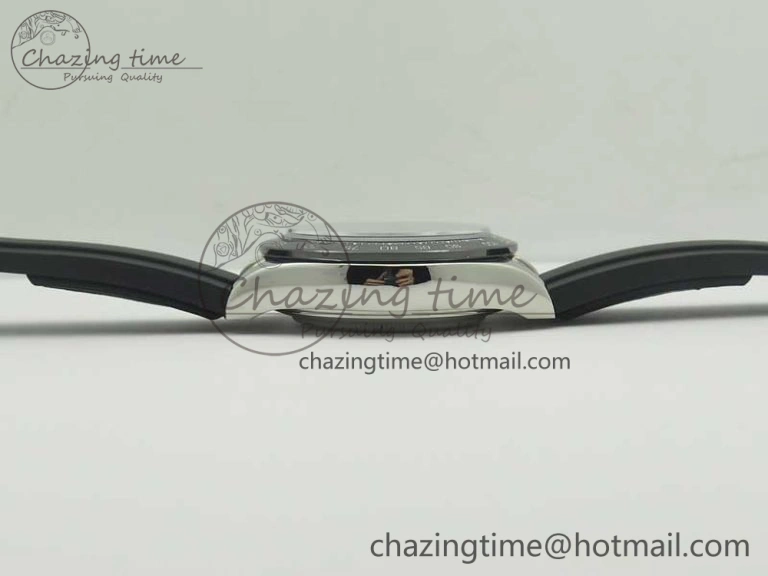 TravelReady Daytona SS BP Maker Black Dial On Rubber Strap A7750@ 3388