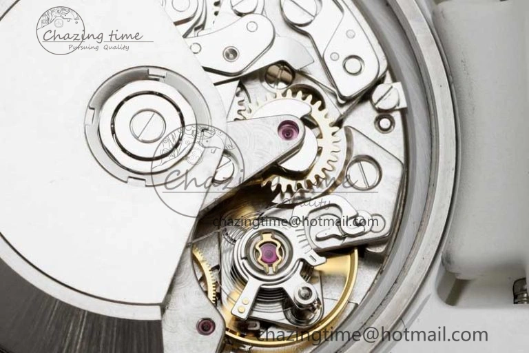 Daytona White Ceramic 5GF Best Edition Meteorite Dial on White Rubber Strap A Lightweight 2327