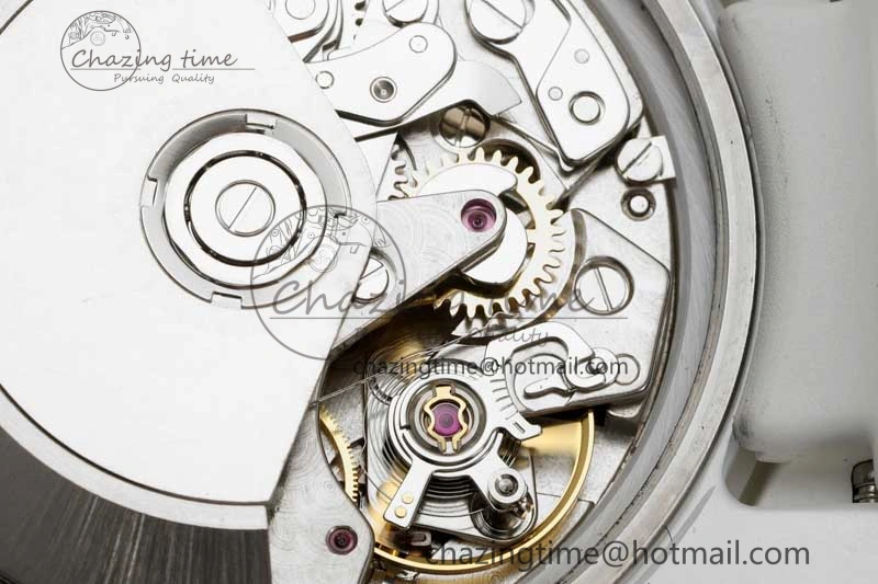 Daytona White Ceramic 5GF Best Edition Meteorite Dial on White Rubber Strap A Lightweight 2327
