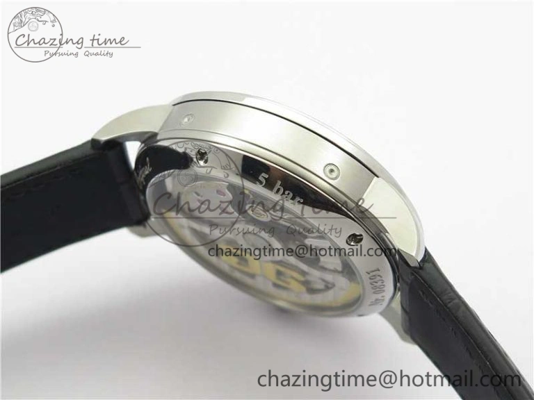 ModernLook Excellence Panorama Date Moon Phase SS V9F White Dial on Black Leather Strap A 6625