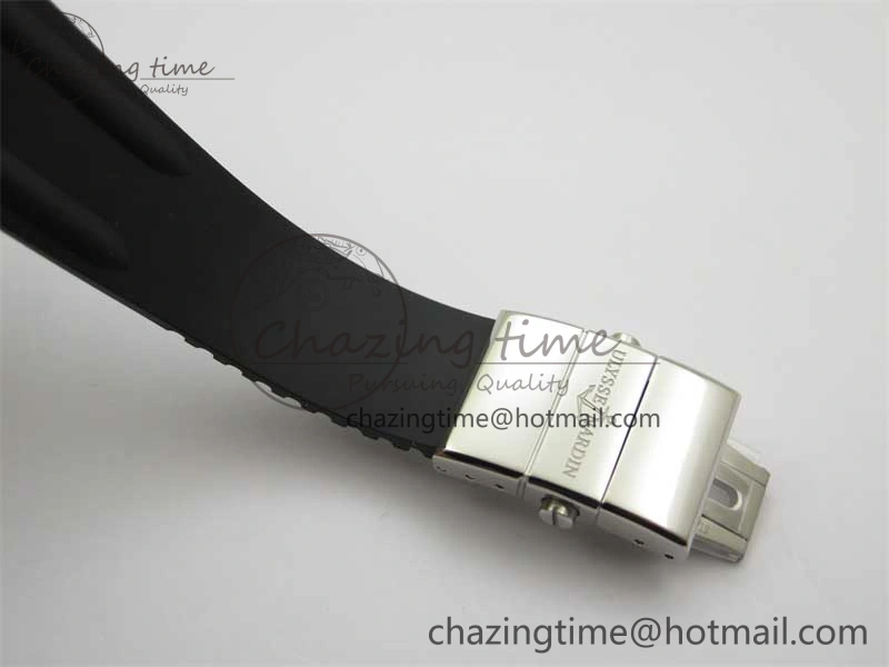 Executive El Toro SS 3EF 1:1 Best Edition Black Dial on Black Rubber Strap Asian UN- EasyMatch 9808