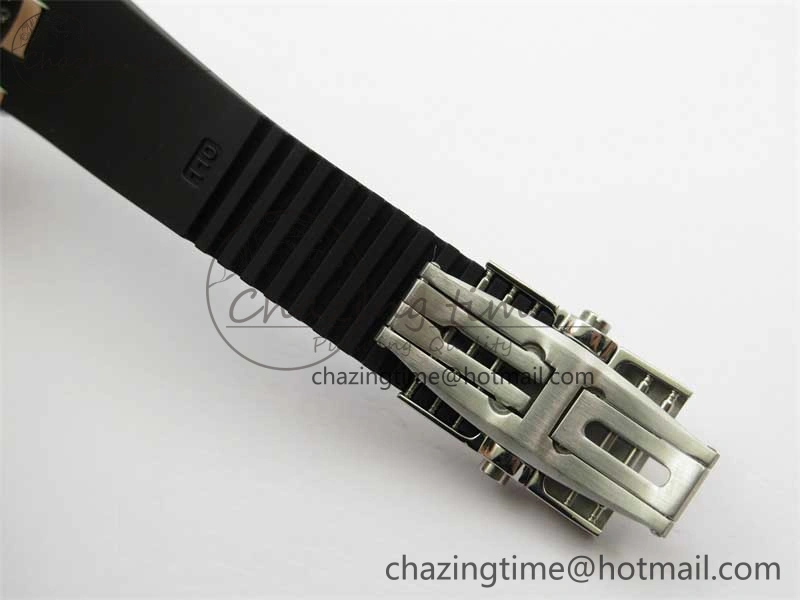 Executive El Toro SS 3EF 1:1 Best Edition Black Dial on Black Rubber Strap Asian UN- EasyMatch 9808