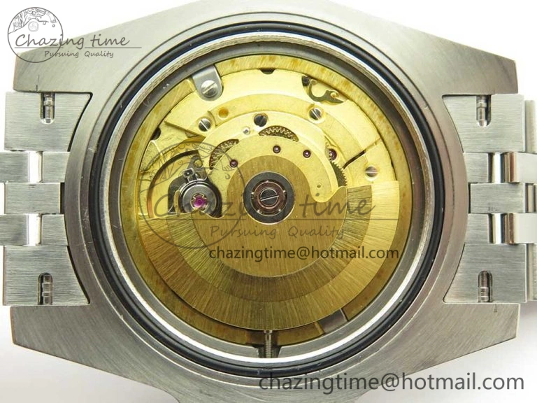 Trendy GMT-Master II 126710 BLRO BPF Black Green Ceramic Bezel SS Black Dial on SS Jubilee Bracelet A 3347