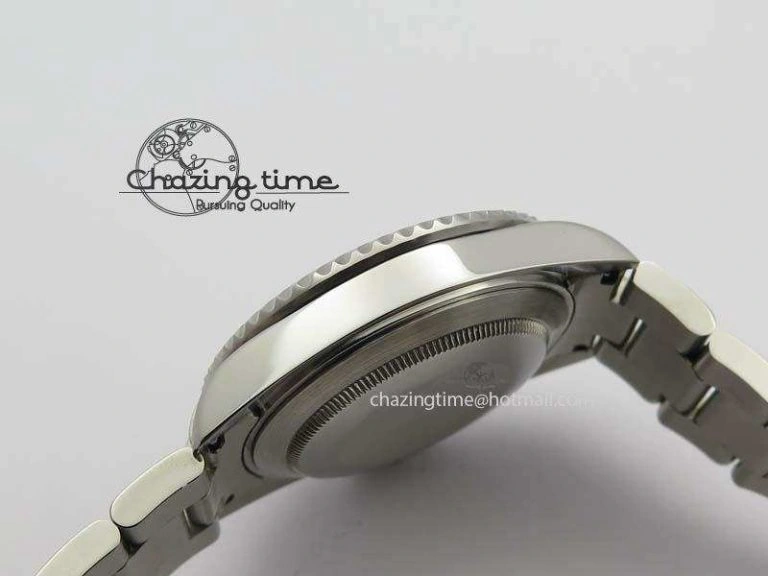 GMT-Master SS Bp-Maker Blue Red Bezel Black Dial On SS Bracelet A TimelessDesign 3762