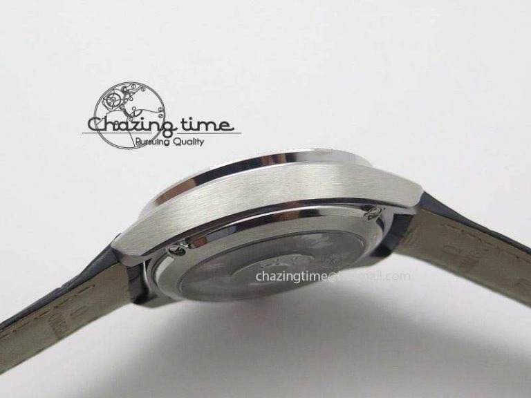 Globemaster Master Chronometer SS V6F Best Edition White Dial On Black Leather Strap A FastDry 8269