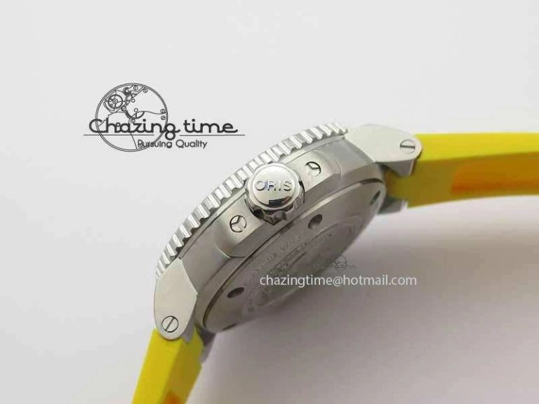 Great Barrier Reef Limited Edition II SS Blue Dial On Yellow Rubber Strap A Unisex 8294