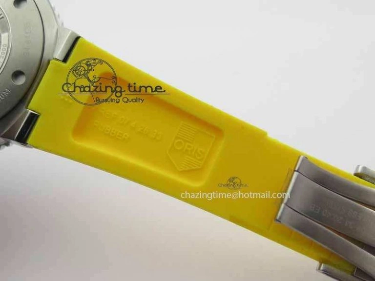 Great Barrier Reef Limited Edition II SS Blue Dial On Yellow Rubber Strap A Unisex 8294