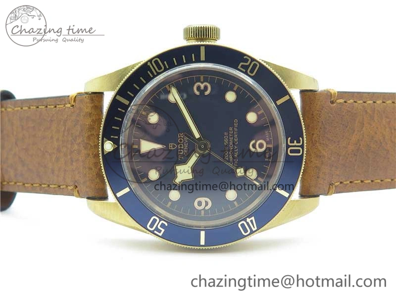 Practical Heritage Black Bay Bronze Blue XF 1:1 Best Edition on Aged Brown Leather Strap A5612 V3 (Free Nato Strap) 9758