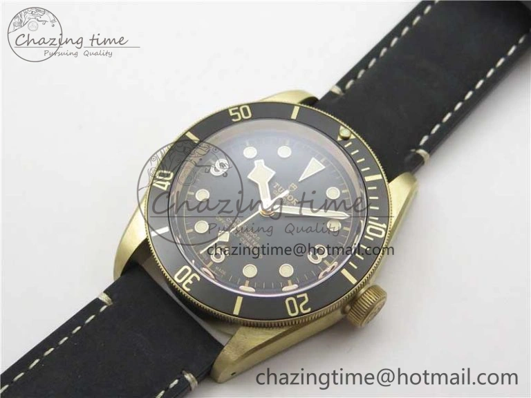 Affordable Heritage Black Bay Bronze Gray XF 1:1 Best Edition on Leather Strap A5612 (Free Nylon Strap) 9760