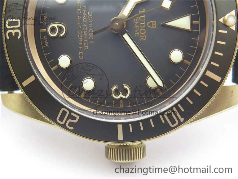 Effortless Heritage Black Bay Bronze Gray ZF 1:1 Best Edition on Leather Strap A 9759
