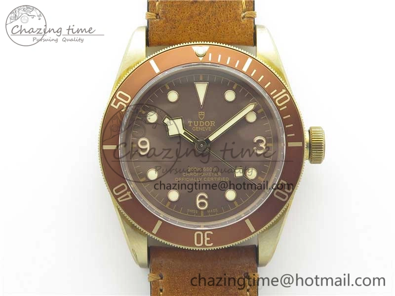 Heritage Black Bay Bronze XF 1:1 Best Edition on Brown Leather Strap A5612 V5  (Free Nato Strap) Compact 9762