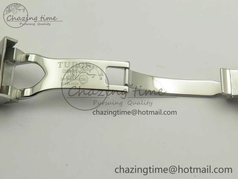 TopPick Heritage Black Bay S&G 2017 ZF 1:1 Best Edition On SS YG Bracelet A2824 ( Free Nylon Strap) 9767
