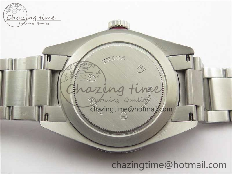 Colorful Heritage Black Bay ZF 1:1 Best Edition on Bracelet A2824 ( Red ) 9755