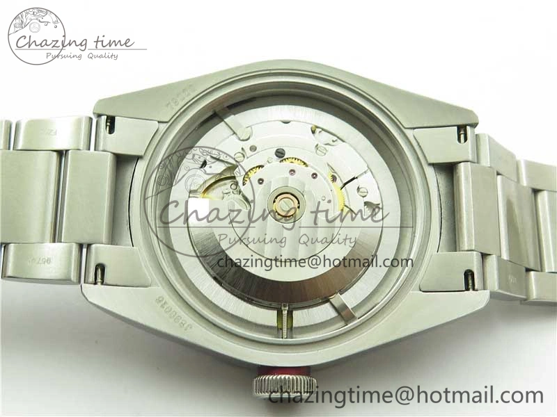 Colorful Heritage Black Bay ZF 1:1 Best Edition on Bracelet A2824 ( Red ) 9755