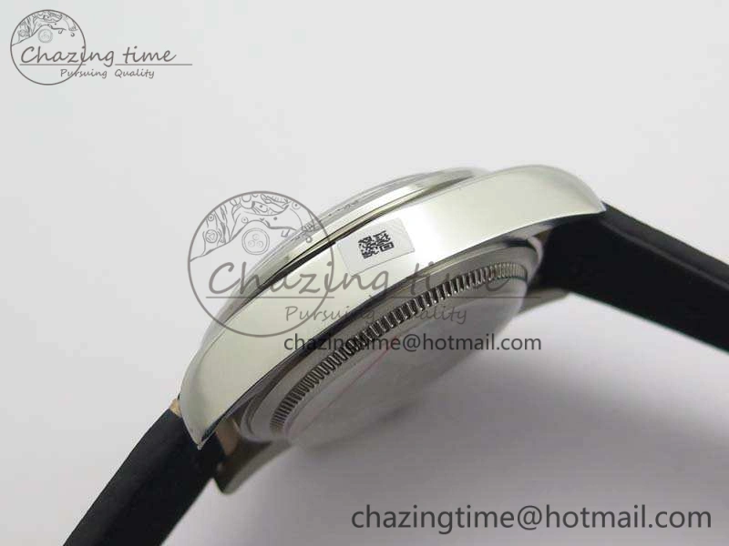 SmoothTexture Heritage Chrono 79350 SS Best Edition Black Dial On Leather Strap A 9771