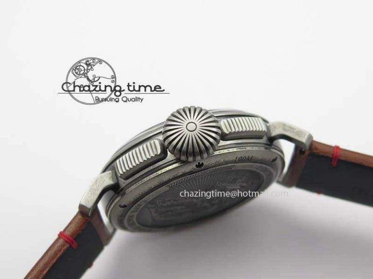 Heritage Pilot Ton-Up Aged SS Case Gray Dial On Leather Strap Jap Quartz WeatherProof 10036