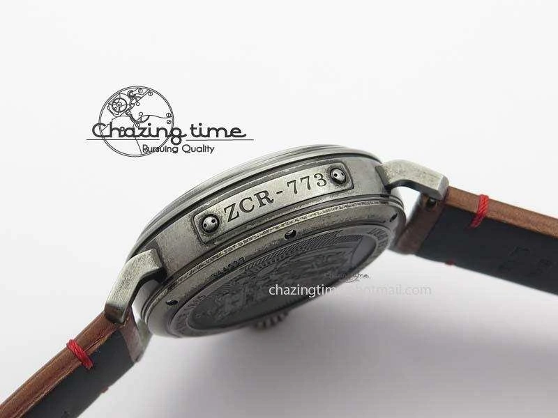 Heritage Pilot Ton-Up Aged SS Case Gray Dial On Leather Strap Jap Quartz WeatherProof 10036