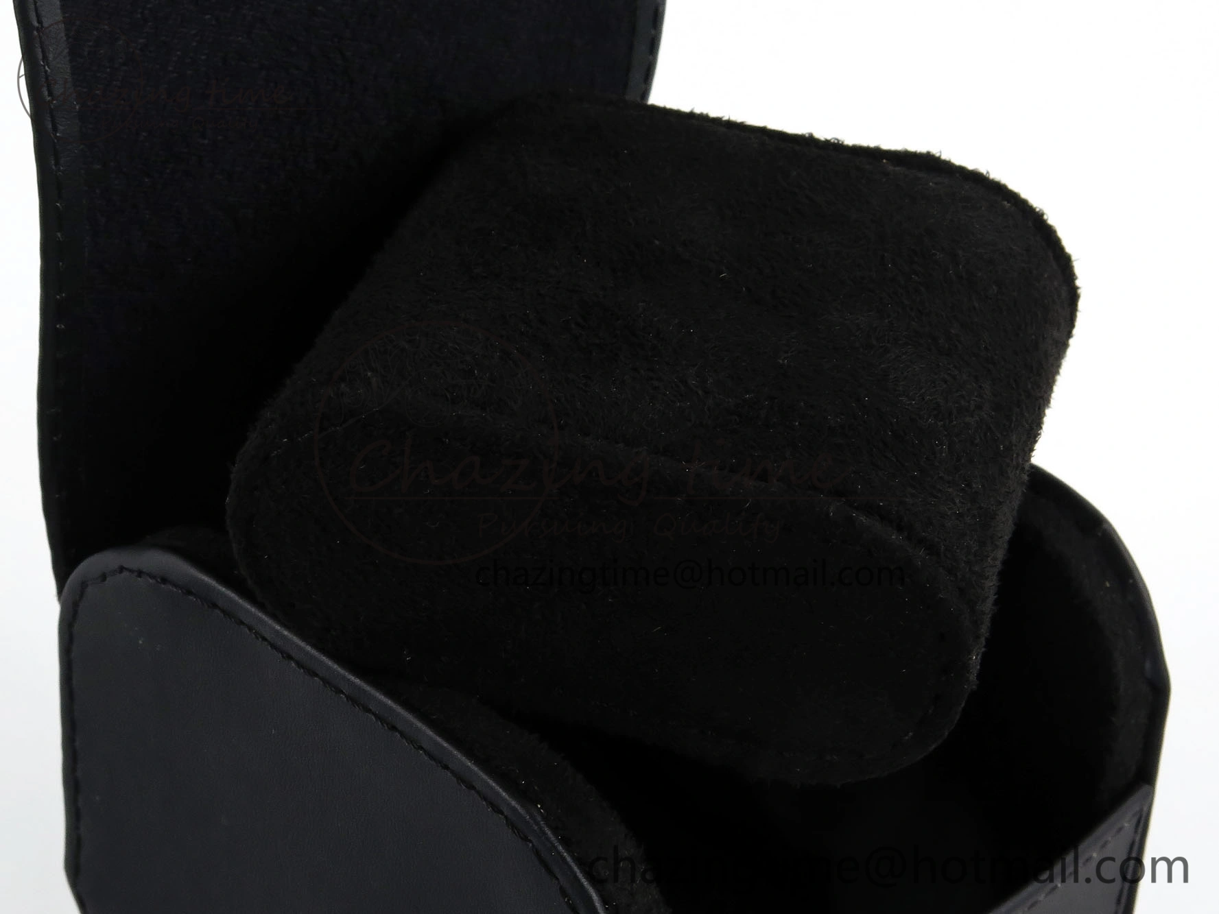 Sleek IWC BLACK LEATHER TRAVEL BOX 7085