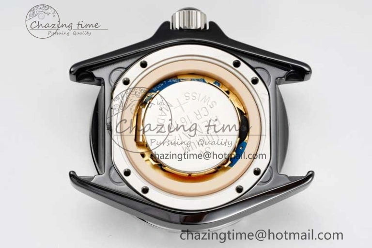 Chic J13 33mm Black Ceramic HTF 1:1 Best Edition Black Dial Diamonds Markers on Bracelet Swiss Quartz 6479