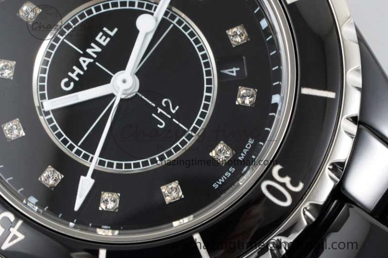 Chic J13 33mm Black Ceramic HTF 1:1 Best Edition Black Dial Diamonds Markers on Bracelet Swiss Quartz 6479