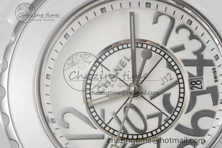 Chic J13 33mm White Ceramic HTF 1:1 Best Edition White Numbers Dial on Bracelet Swiss Quartz 6477