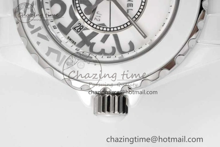 Chic J13 33mm White Ceramic HTF 1:1 Best Edition White Numbers Dial on Bracelet Swiss Quartz 6477