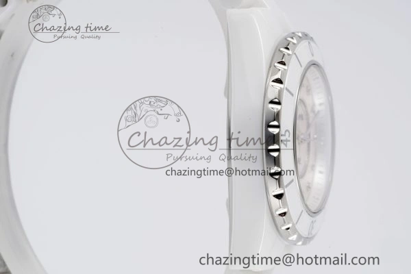 BestValue J13 33mm XF 1:1 Best Edition White Korea Ceramic Pink No Date Diamonds Dial on Bracelet Swiss Quartz 6459