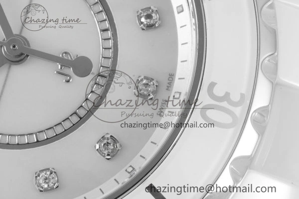 Bright J13 33mm XF 1:1 Best Edition White Korea Ceramic White No Date Diamonds Dial on Bracelet Swiss Quartz 6461