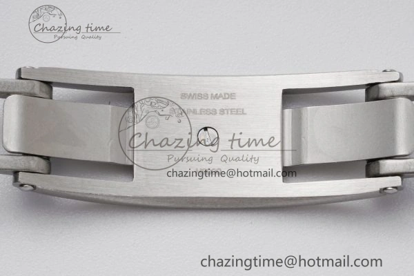 Practical J13 33mm XF 1:1 Best Edition White Korea Ceramic White Numeral Dial on Bracelet Swiss Quartz 6460