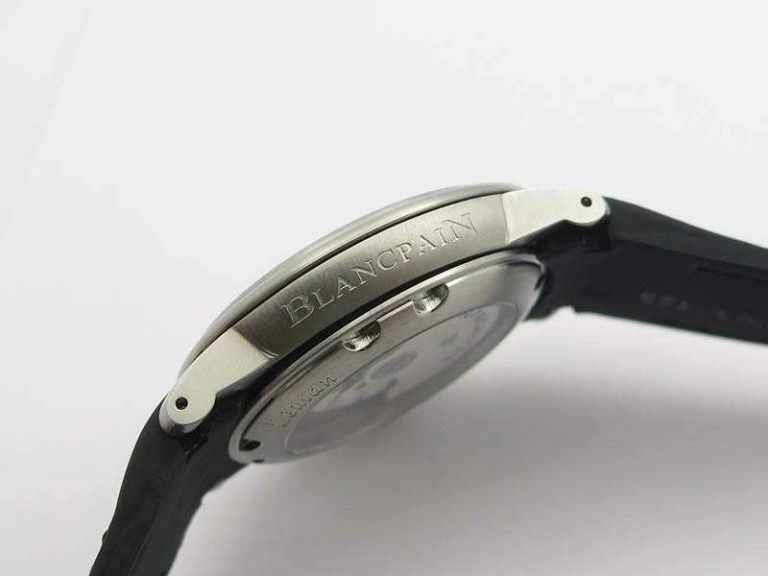 ZeroBulk LEMAN 2850B SS 1:1 Best Edition Black Dial On Black Rubber Strap Cal. 5305