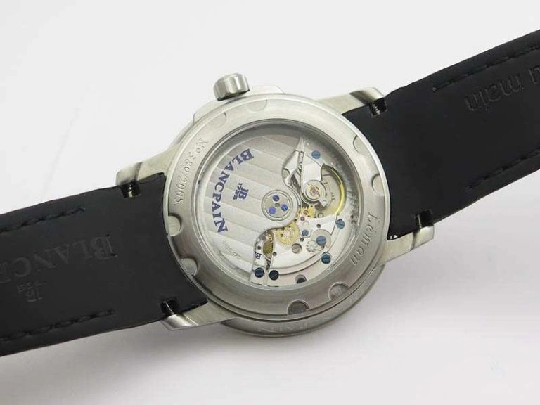 ZeroBulk LEMAN 2850B SS 1:1 Best Edition Black Dial On Black Rubber Strap Cal. 5305