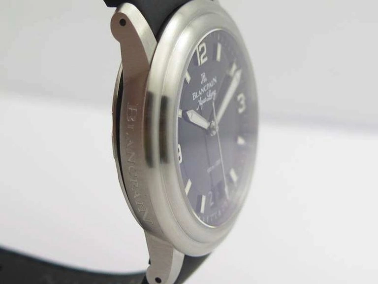 ZeroBulk LEMAN 2850B SS 1:1 Best Edition Black Dial On Black Rubber Strap Cal. 5305