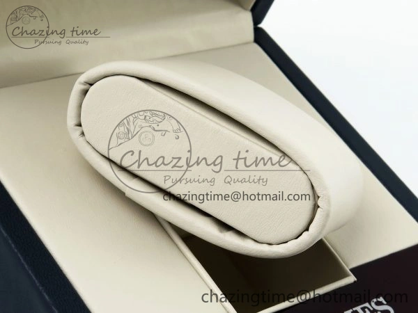 Minimalist LONGINES BOXSET WITH CARD & PAPERS 7612