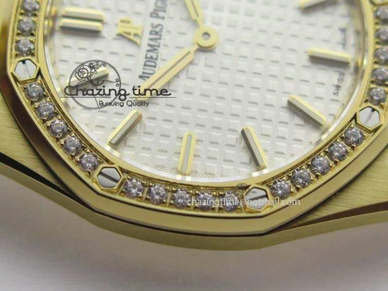 Bold Lady Royal Oak 33mm 15000 YG JF 1:1 Best Edition White Textured Dial On YG Bracelet Ronda Quartz 5035