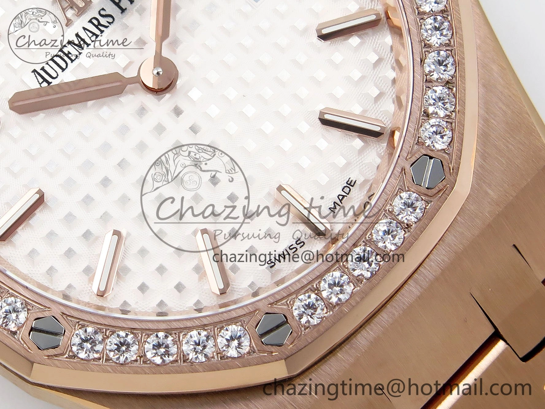 Trendsetting Lady Royal Oak 33mm 67651 Diamonds Bezel RG ZF 1:1 Best Edition White Textured Dial on RG Bracelet RONDA Quartz 4472